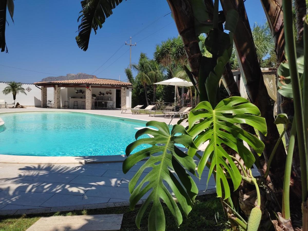 Villa Araucaria Partinico Buitenkant foto