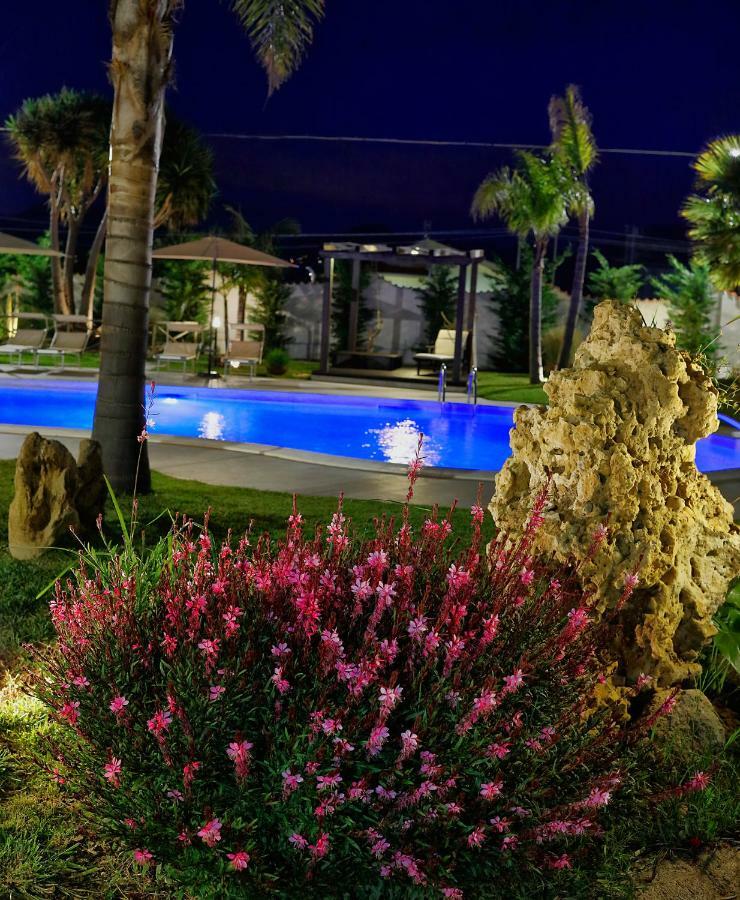 Villa Araucaria Partinico Buitenkant foto